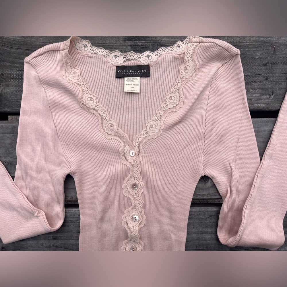 Rosemunde 70% Silk, 30% Cotton, Light Pink V Neck Cardigan with Lace. Size XL